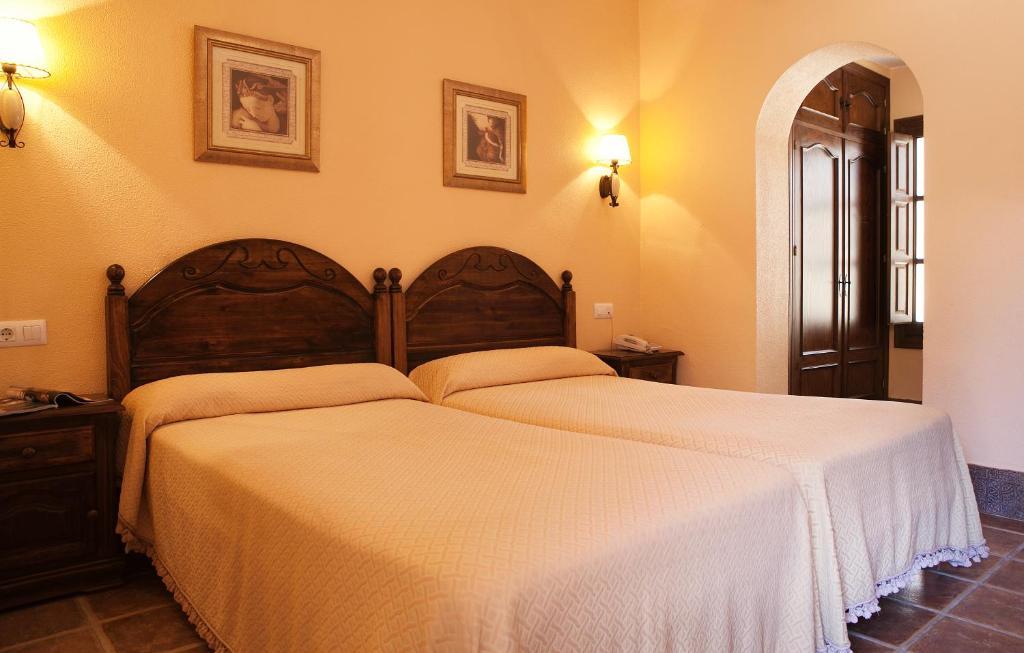 Hospederia Santiago Hotel Chiclana de la Frontera Room photo